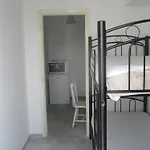 Very-kokkos 2 Guest house