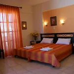 Guest house Very-kokkos 2 Naxos City