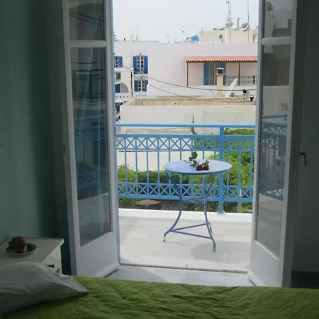 Very-kokkos 2 Naxos City