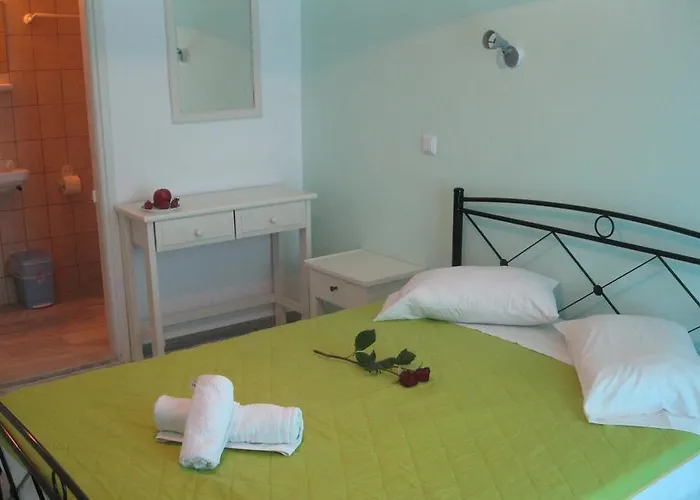 Konukevi Very-kokkos 2 Naxos City