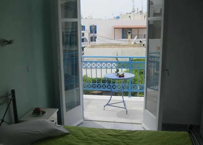 Very-kokkos 2 Naxos City